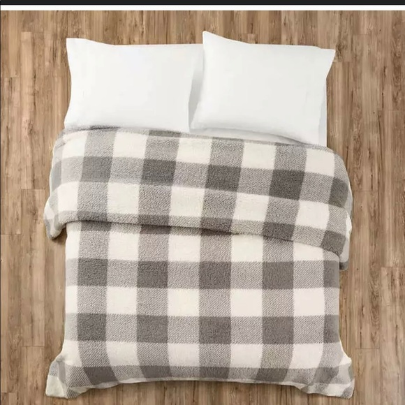 Pendleton Bedding Pendleton Sherpa Fleece Blanket King Size Poshmark